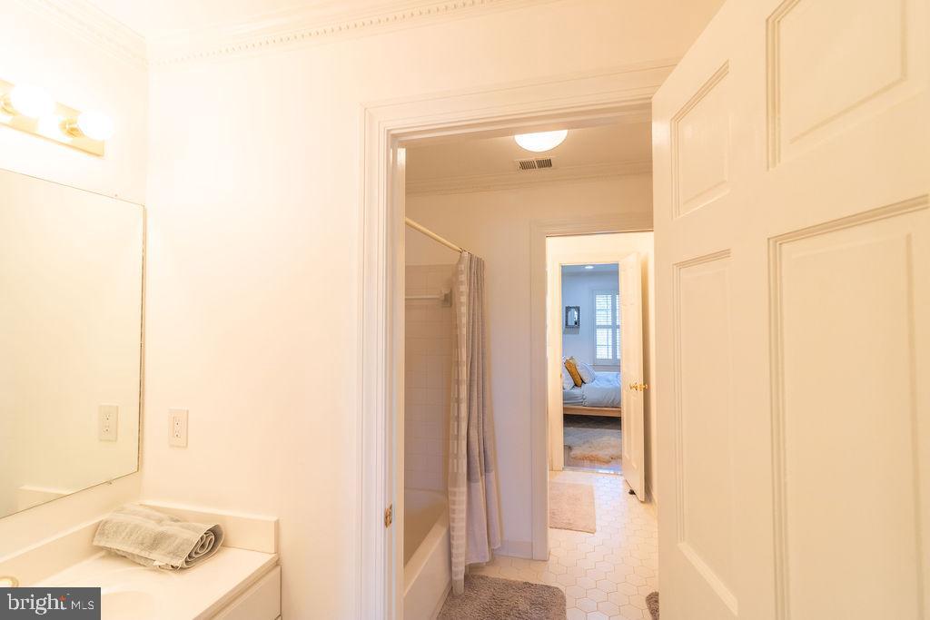 14932 Alpine Bay Loop Gainesville, VA 20155 - Photo 63 of 89