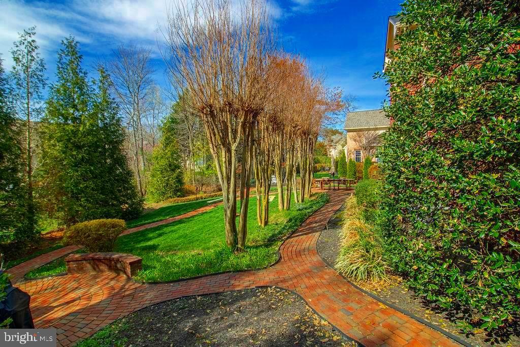 14932 Alpine Bay Loop Gainesville, VA 20155 - Photo 7 of 89