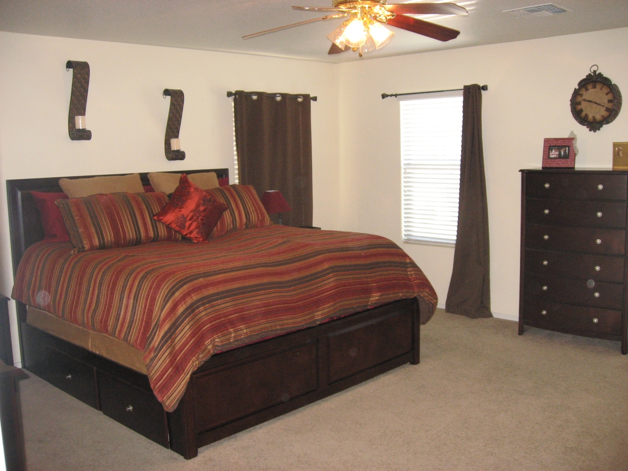 2723 West Tanner Ranch Road Queen Creek, AZ 85144 - Photo 6 of 13 Large Master Suite