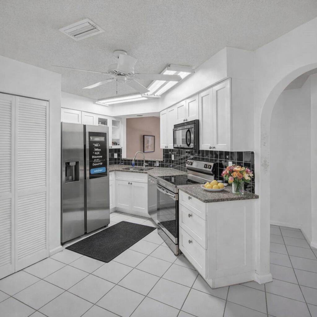 9082 Boca Gardens Parkway, Unit C Boca Raton, FL 33496 - Photo 6 of 26 SS APPLIANCES