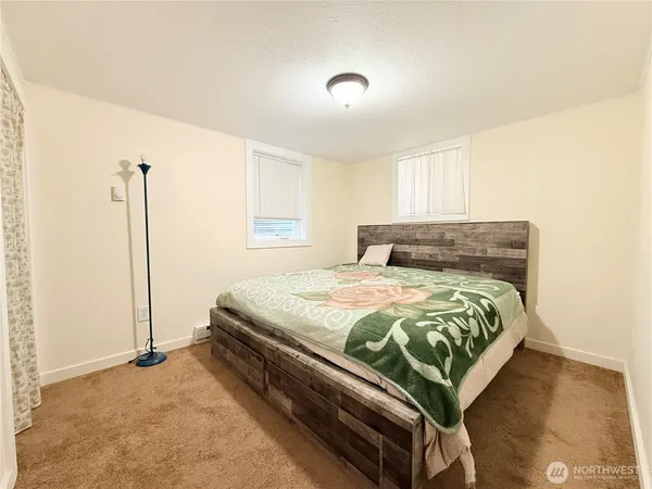 $235,000 | 216 Cherry Avenue West, Omak, WA 98841