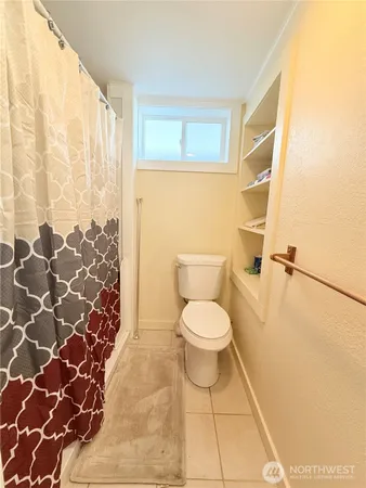 $235,000 | 216 Cherry Avenue West, Omak, WA 98841