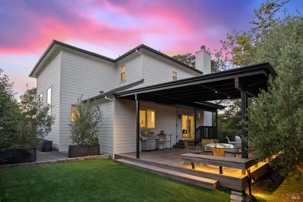 $1,100,000 | 120 Eichten Lane, Penngrove, CA 94951