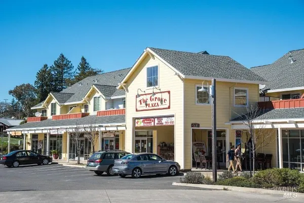 $1,100,000 | 120 Eichten Lane, Penngrove, CA 94951