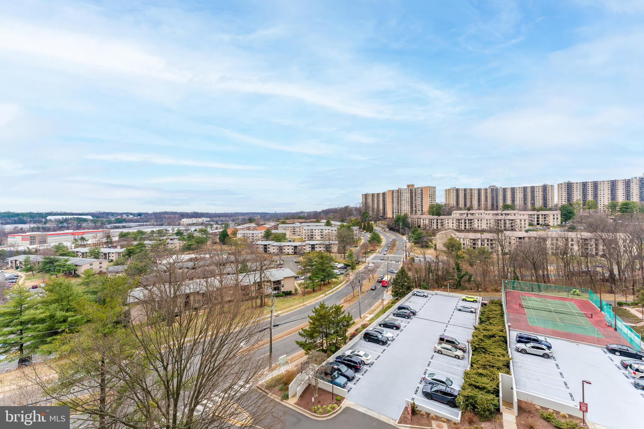 5911 Edsall Road, Unit 708 Alexandria, VA 22304 - Photo 27 of 39 a view of a city