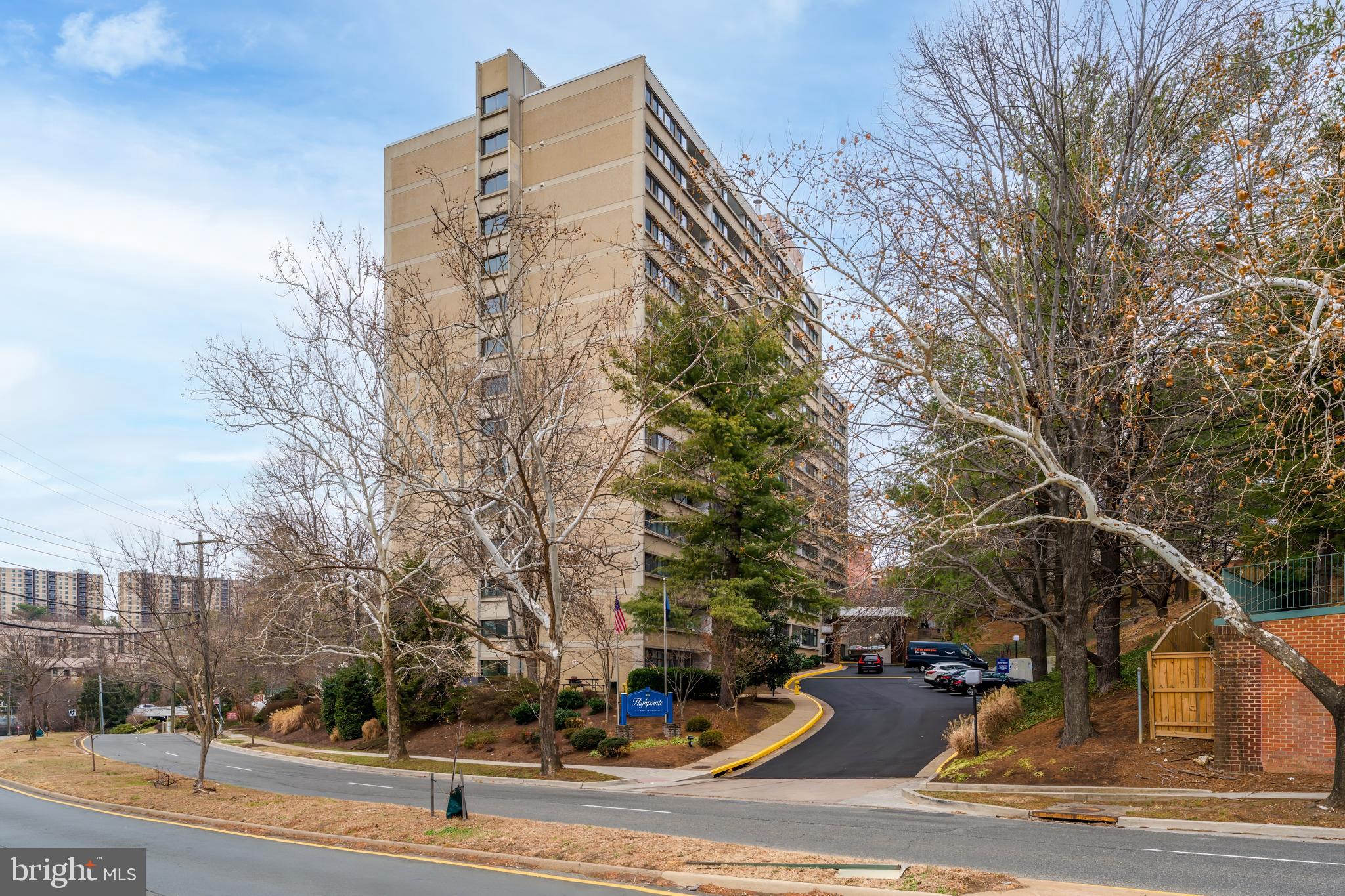 5911 Edsall Road, Unit 708 Alexandria, VA 22304 - Photo 35 of 39 a view of a city street
