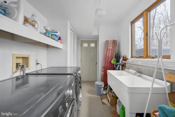 $850,000 | 141 Becky Court, Bumpass, VA 23024