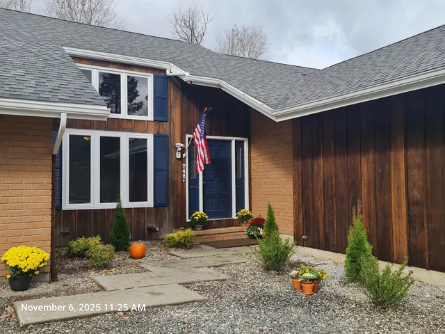$489,000 | 742 Highland Avenue, Newport, VT 05855