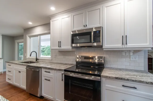 $489,000 | 742 Highland Avenue, Newport, VT 05855