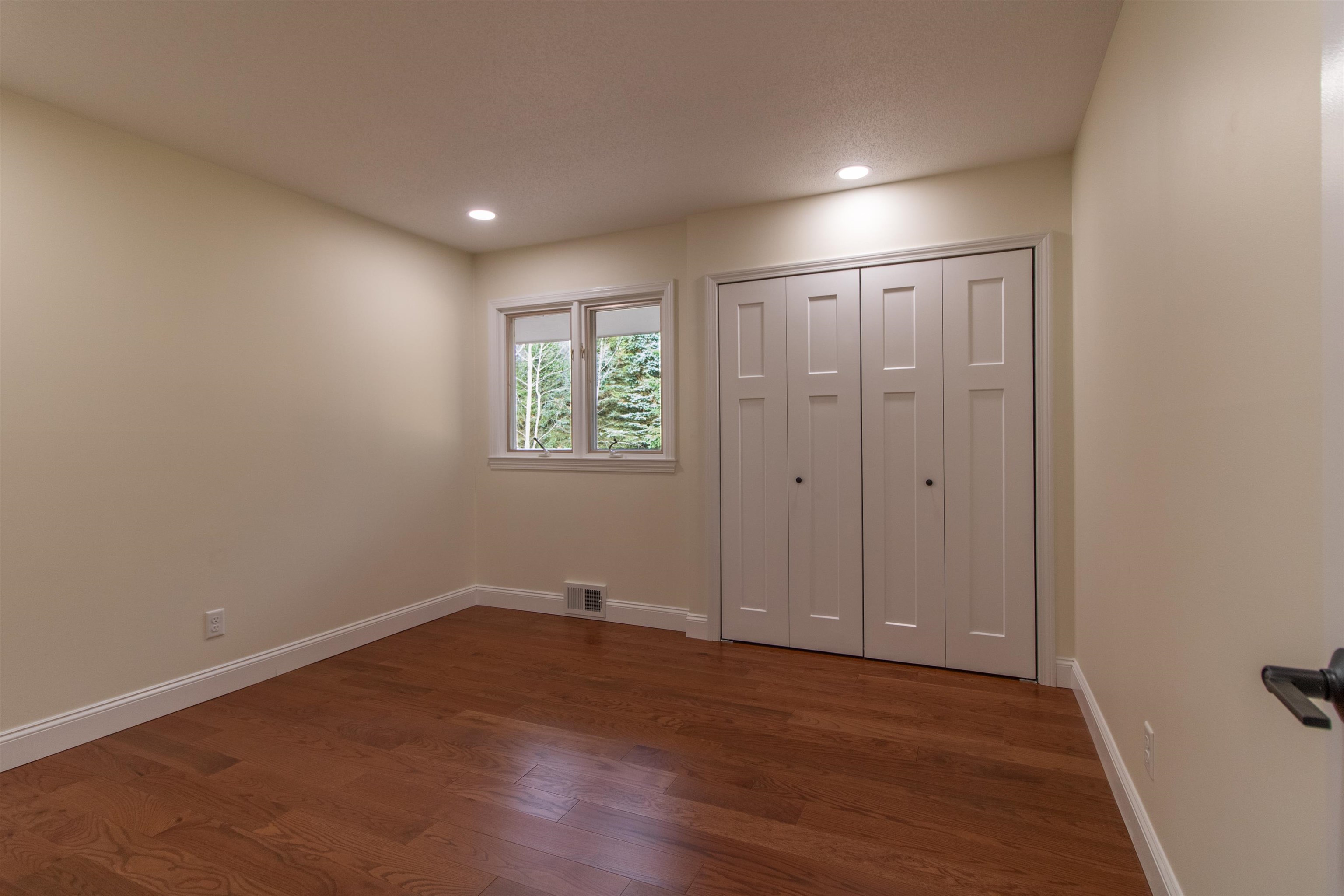 742 Highland Avenue Newport, VT 05855 - Photo 38 of 60