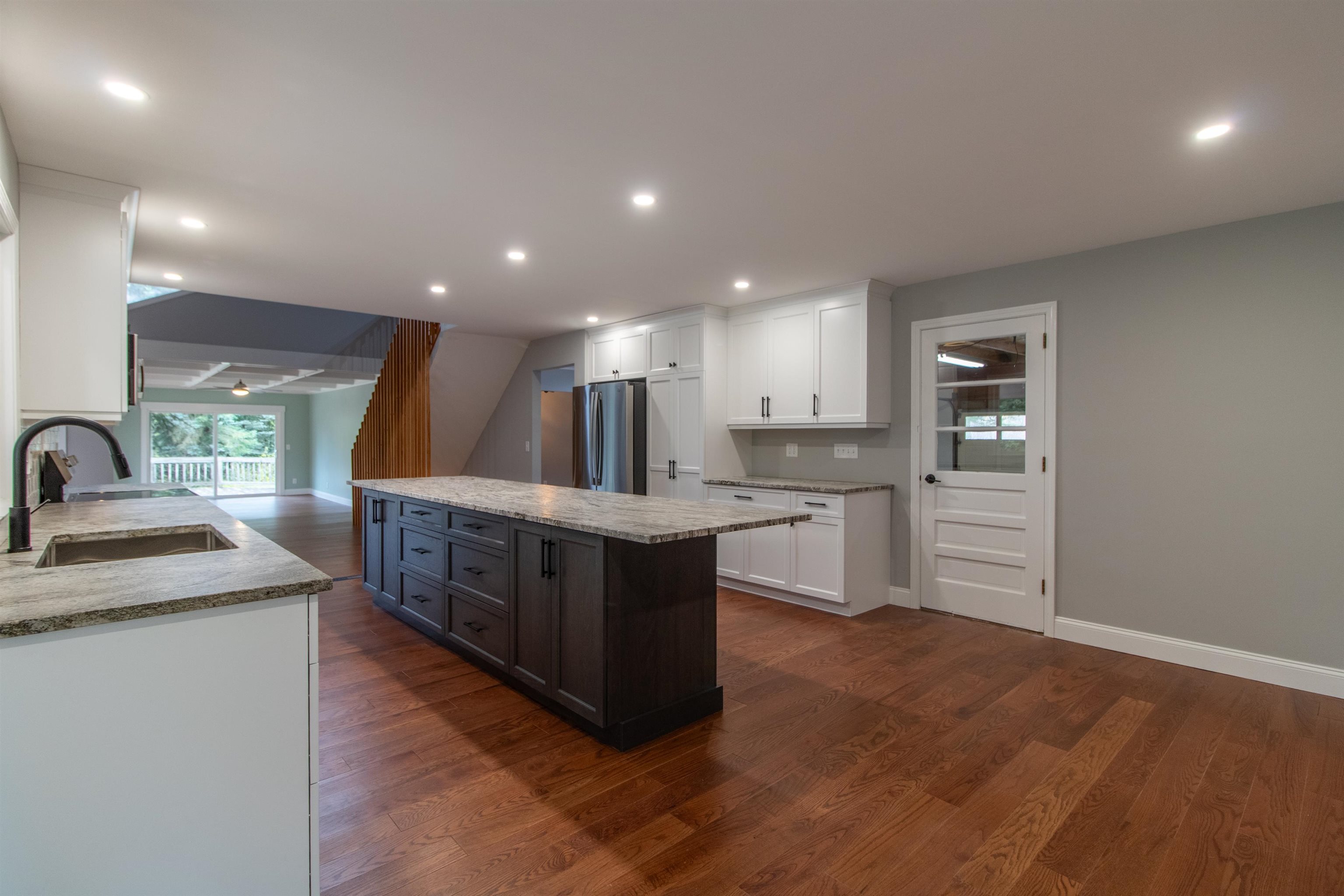 742 Highland Avenue Newport, VT 05855 - Photo 8 of 60