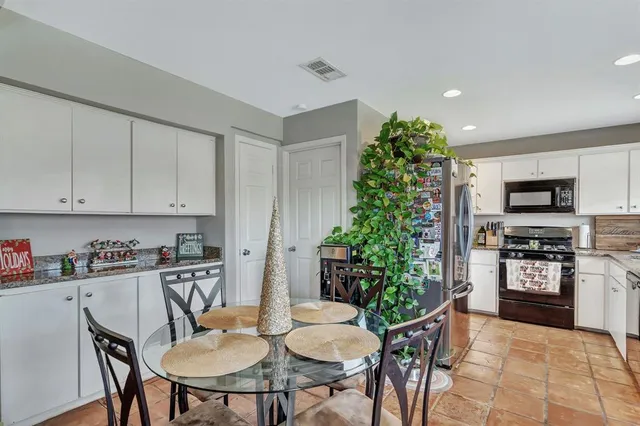 $2,300 | 1845 Briarcrest Cove, Carrollton, TX 75006