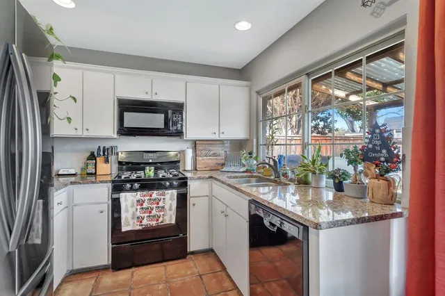 $2,300 | 1845 Briarcrest Cove, Carrollton, TX 75006