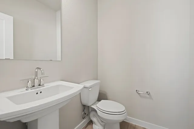 $2,550 | 21667 Wave Holw Drive, Cypress, TX 77433