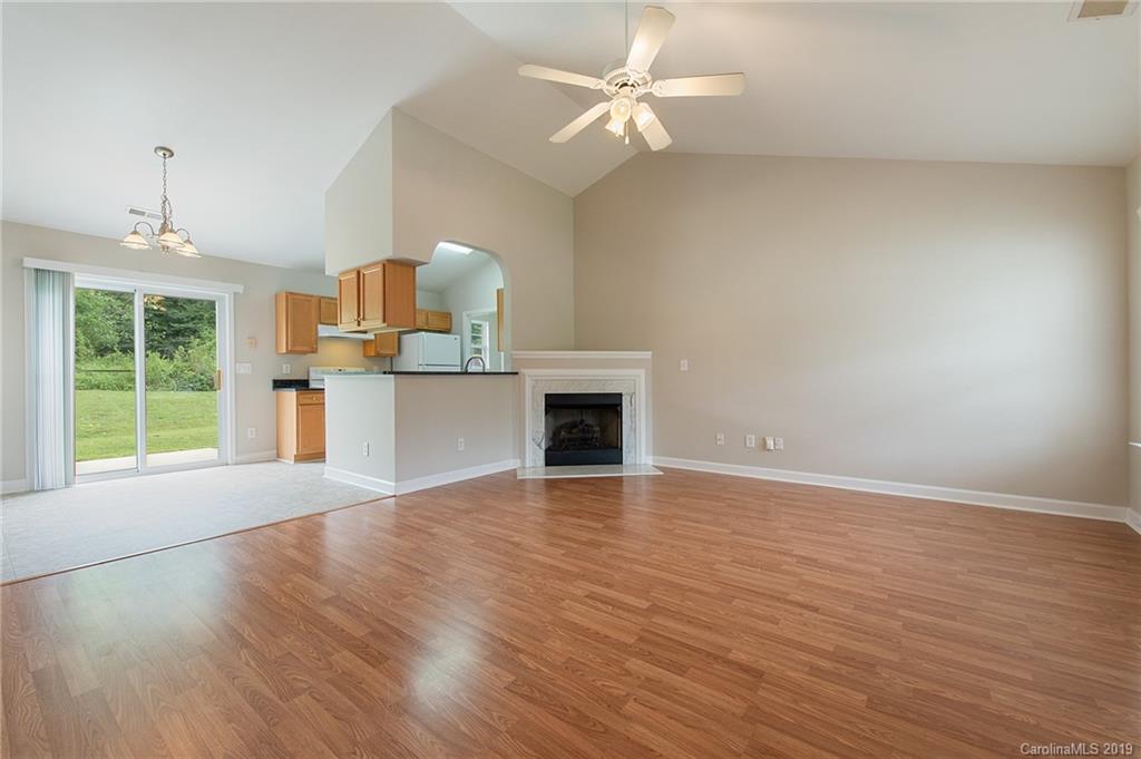 1208 Helms Road Charlotte, NC 28214 - Photo 4 of 30