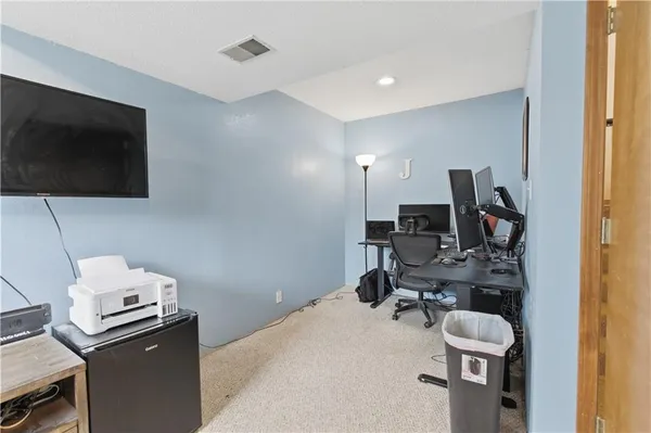 $475,000 | 1181 East Meadow Lane, Olathe, KS 66062