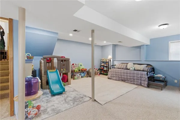 $475,000 | 1181 East Meadow Lane, Olathe, KS 66062