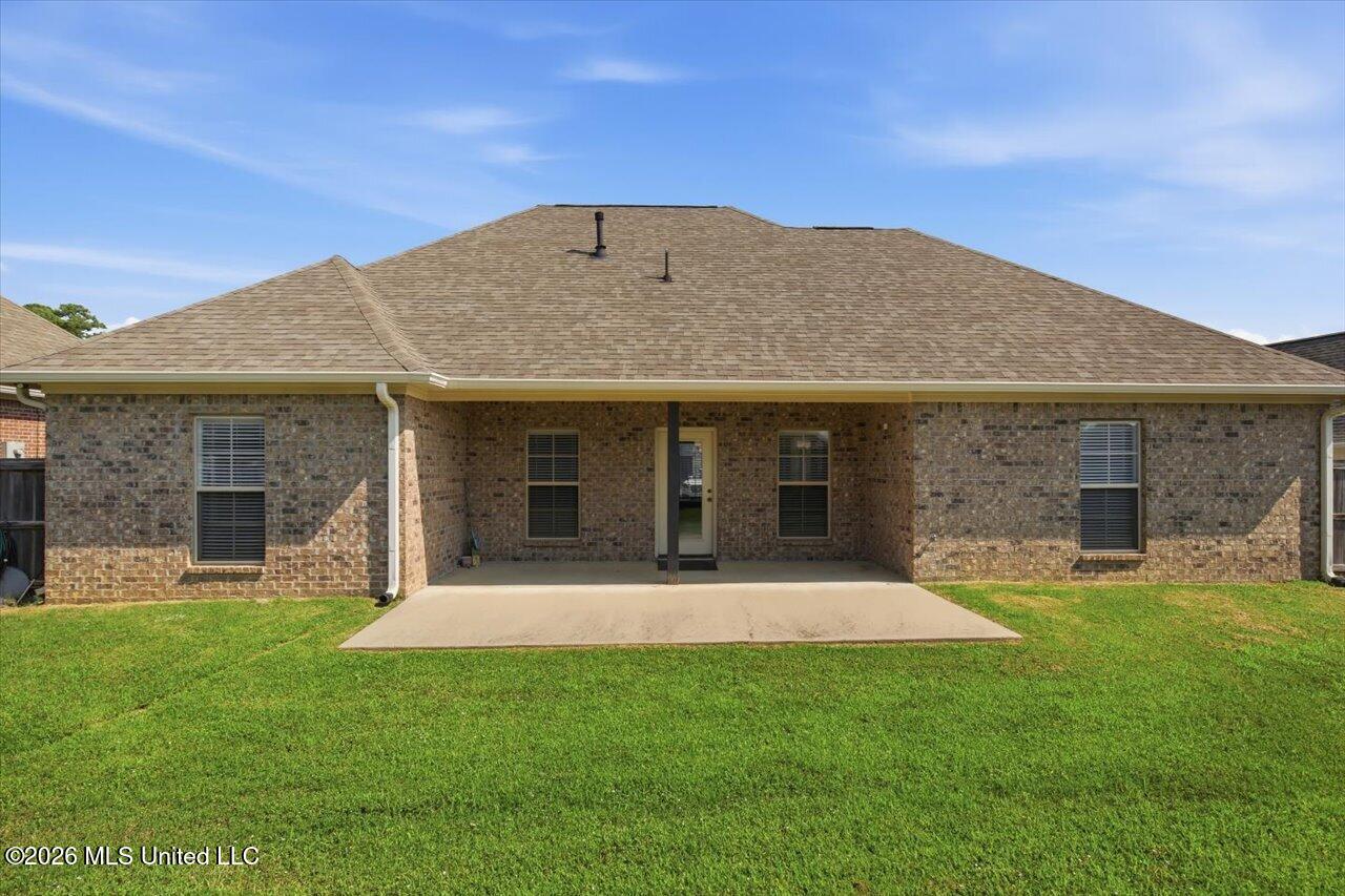 358 Emerald Way Brandon, MS 39047 - Photo 39 of 40 39-358 Emerald Wy _ Hometoursms.com