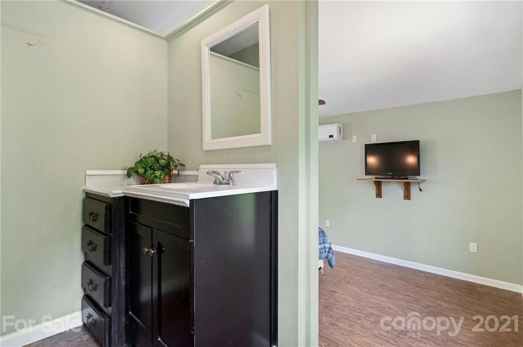 987 Jordan Branch Road Mars Hill, NC 28754 - Photo 27 of 48 Gallery Image 27