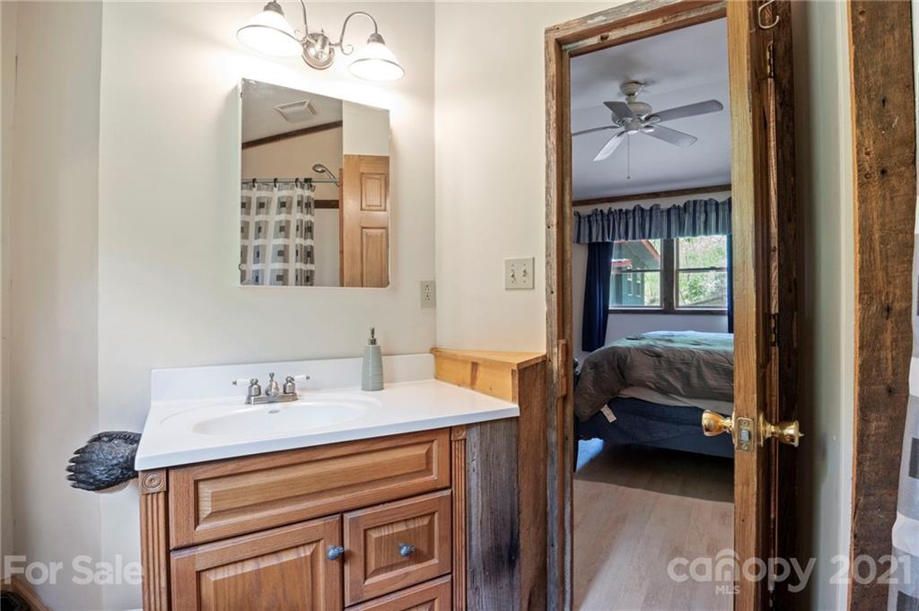 987 Jordan Branch Road Mars Hill, NC 28754 - Photo 35 of 48 Gallery Image 35