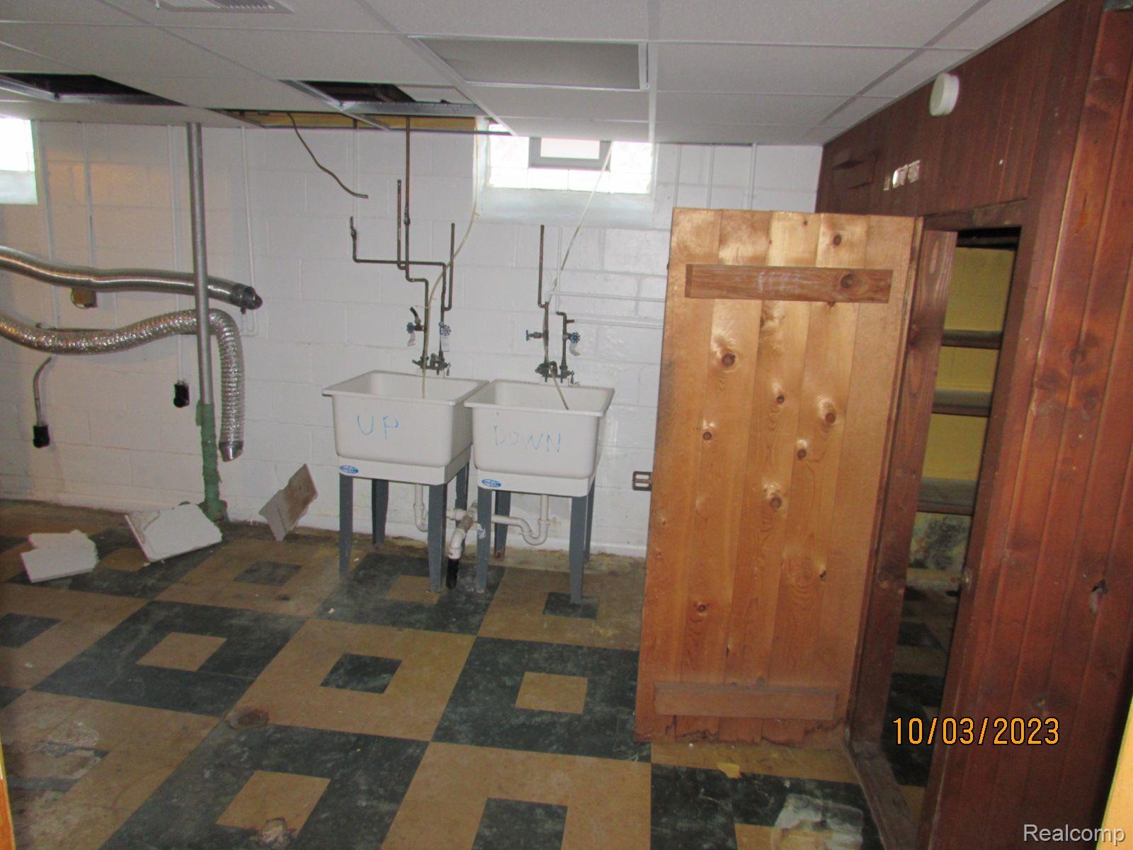 5574-76 Devonshire Road Detroit, MI 48224 - Photo 35 of 53 Gallery Image 35