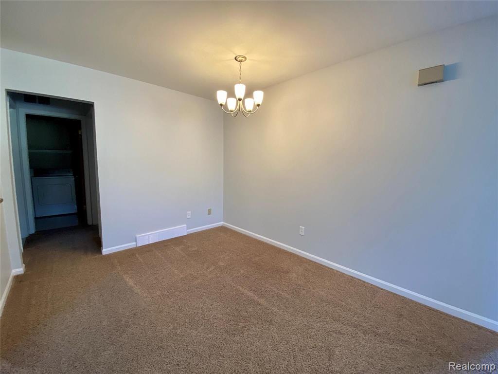 42521 Lilley Point Canton, MI 48187 - Photo 4 of 18
