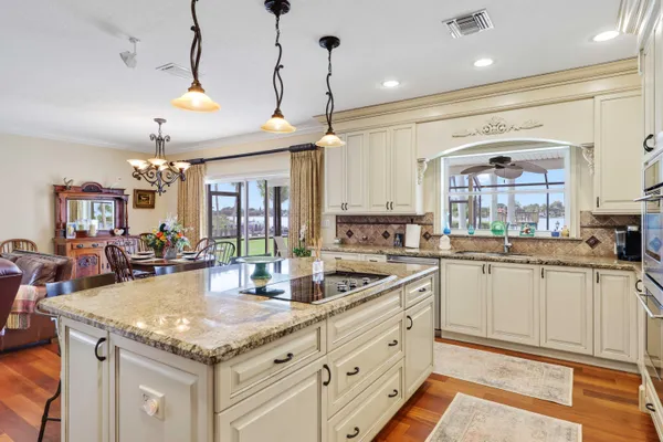 $1,699,000 | 2097 Circle Pl Drive, Lake Worth, FL 33462
