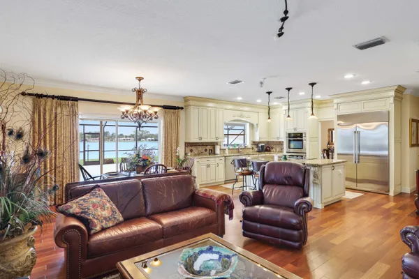 $1,699,000 | 2097 Circle Pl Drive, Lake Worth, FL 33462