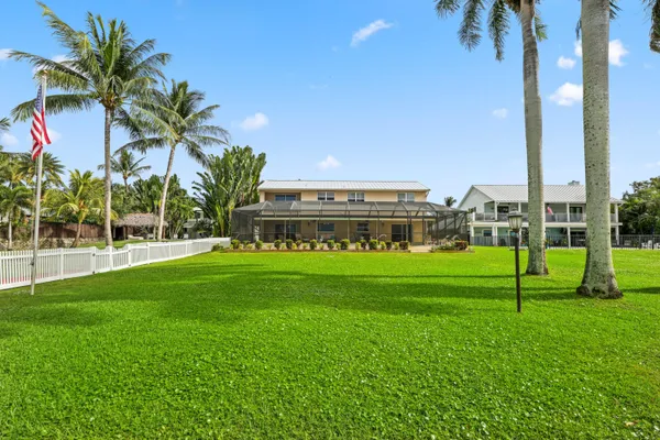 $1,699,000 | 2097 Circle Pl Drive, Lake Worth, FL 33462
