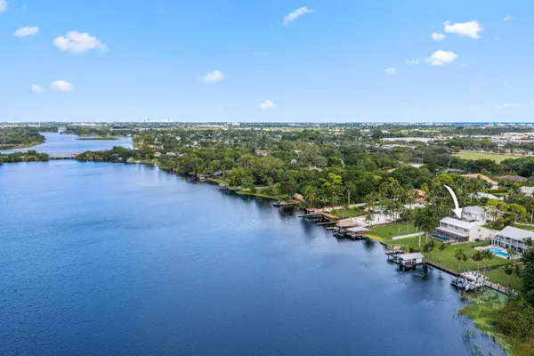 $1,699,000 | 2097 Circle Pl Drive, Lake Worth, FL 33462