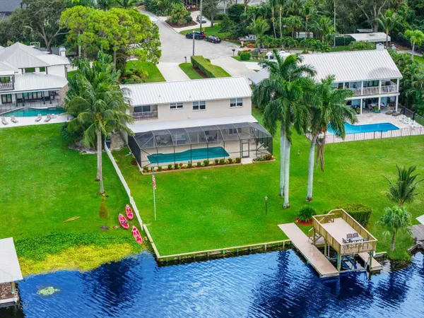 $1,699,000 | 2097 Circle Pl Drive, Lake Worth, FL 33462