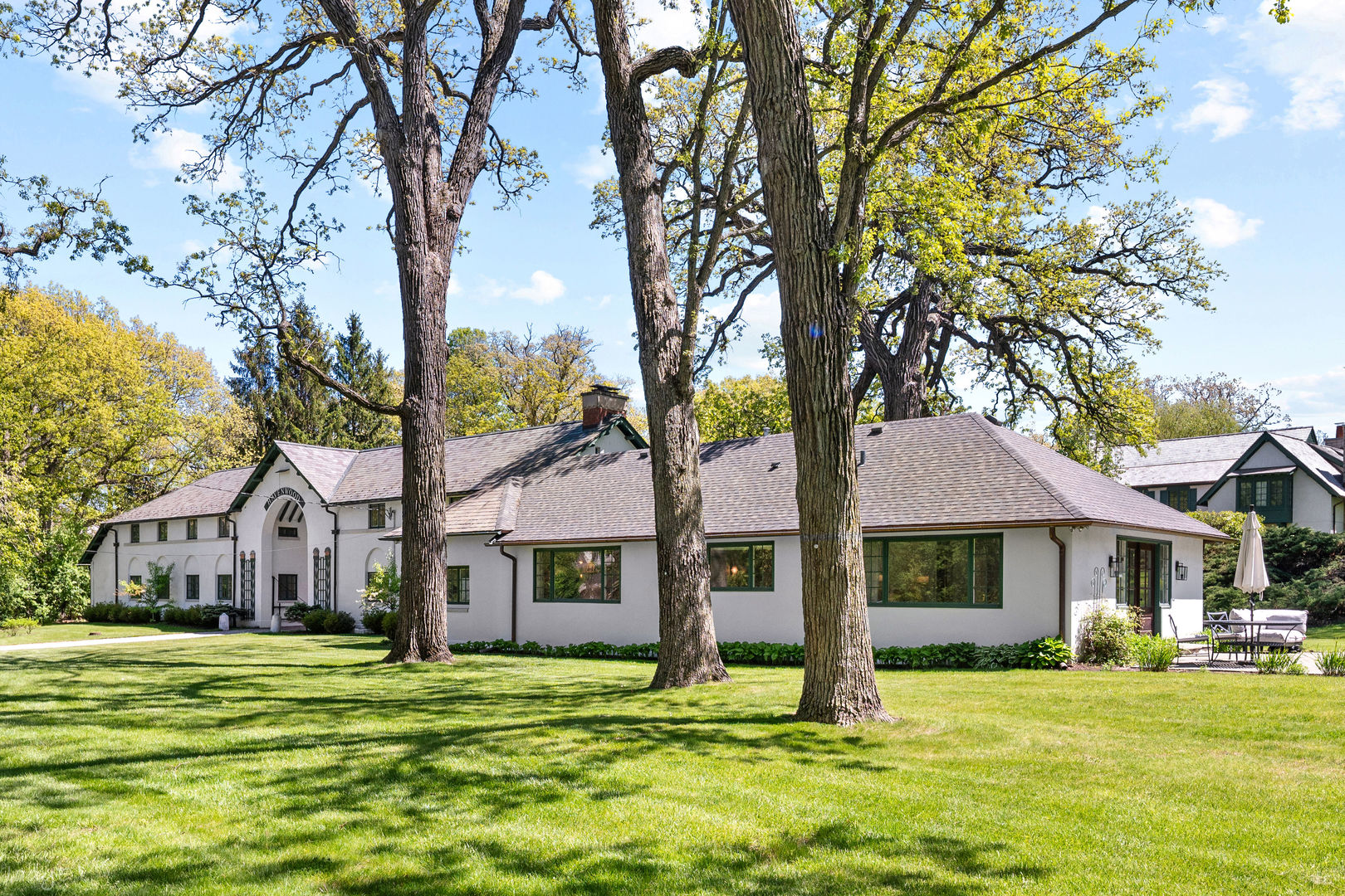 955 Ringwood Road Lake Forest, IL 60045 - Photo 2 of 47