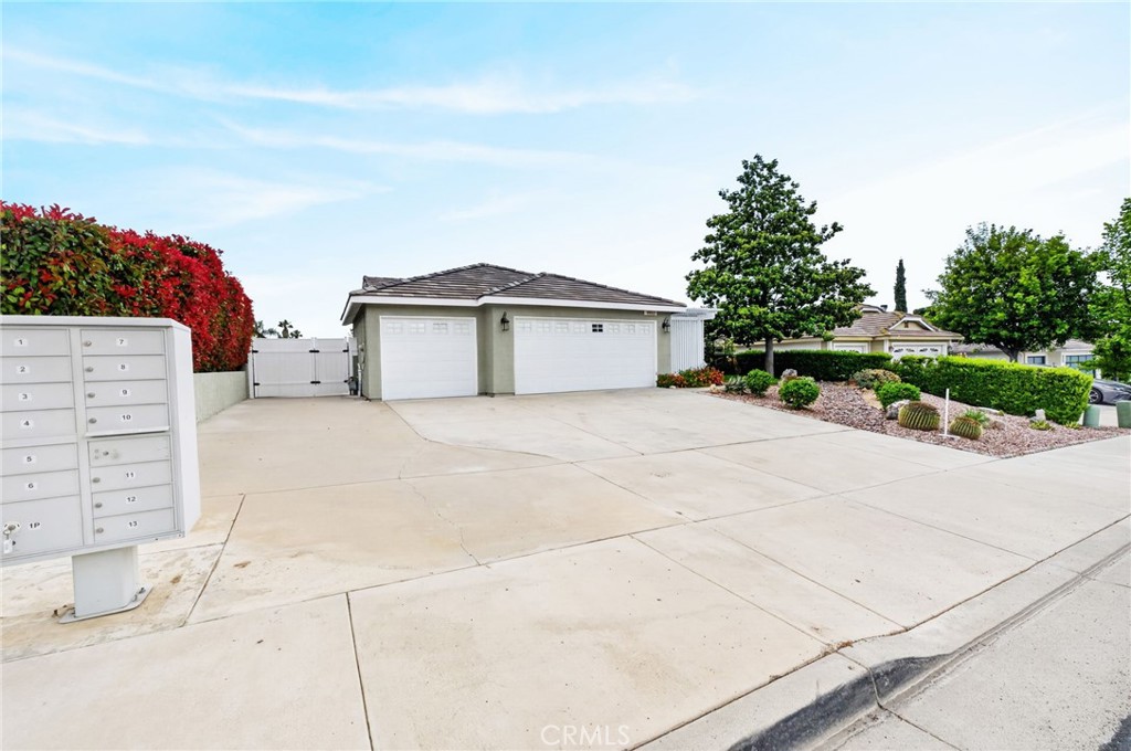 39532 Seraphina Road Temecula, CA 92591 - Photo 5 of 59