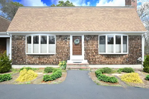 $1,200,000 | 18 Fox Lane, West Falmouth, MA 02540