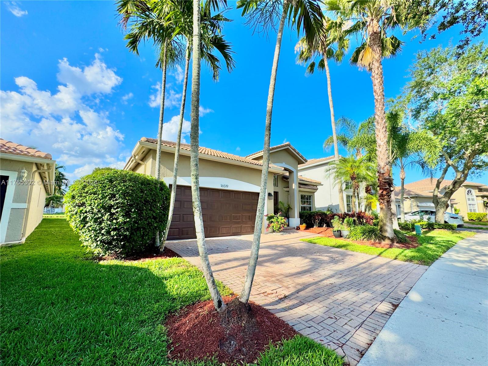 16519 Ruby Lake, Unit 16519 Weston, FL 33331 - Photo 15 of 20