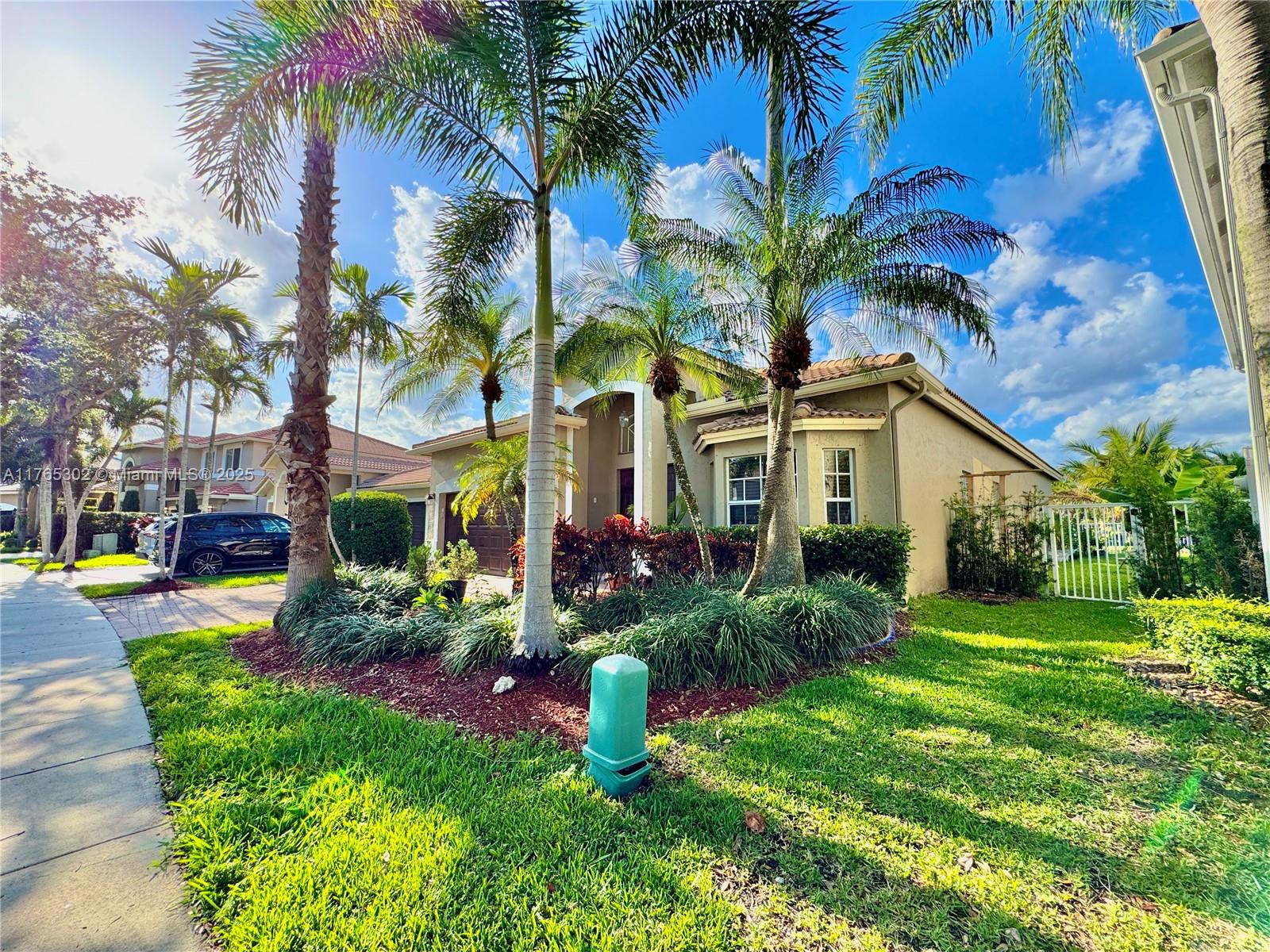 16519 Ruby Lake, Unit 16519 Weston, FL 33331 - Photo 17 of 20