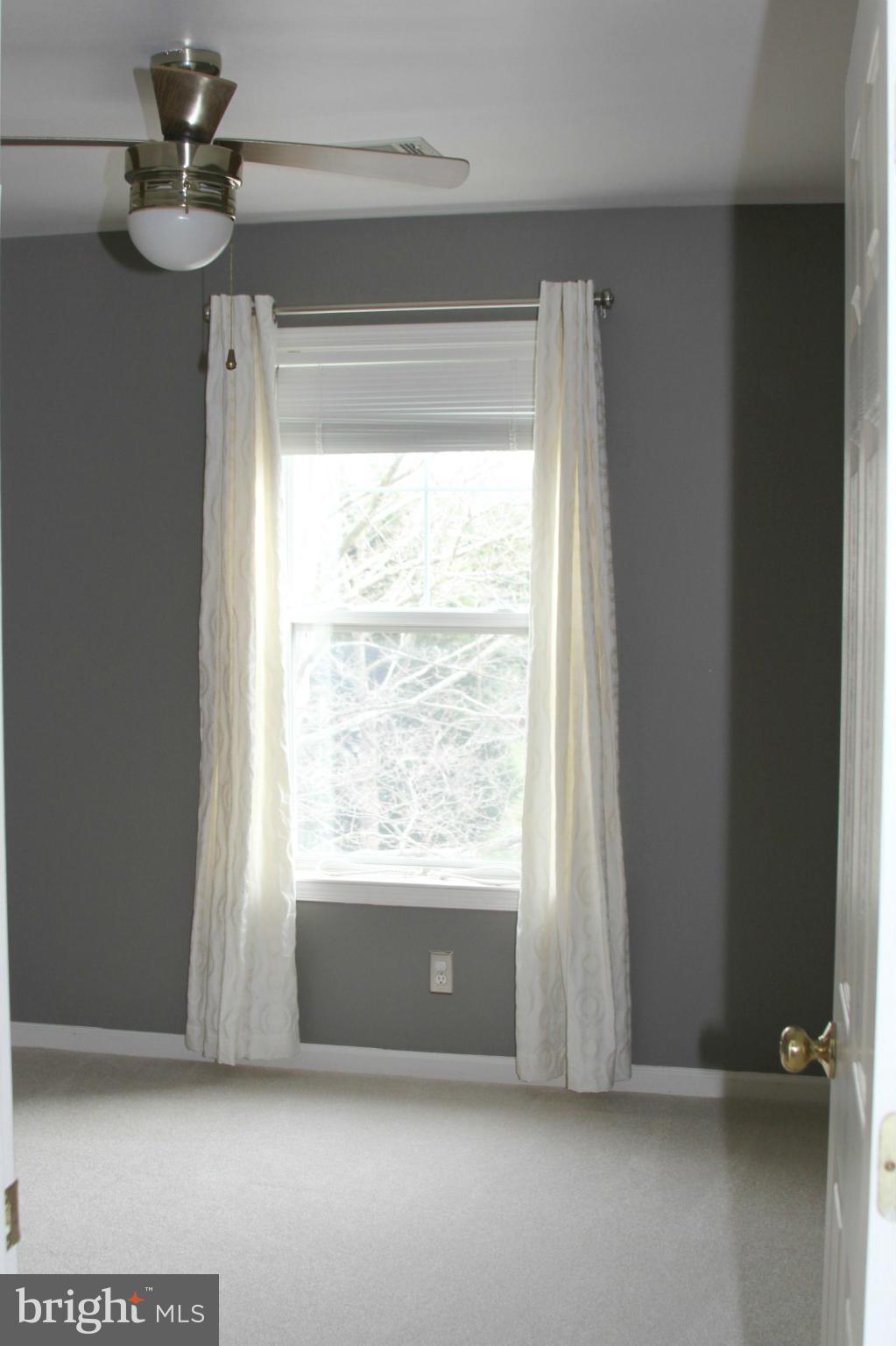 42853 Golf View Drive Chantilly, VA 20152 - Photo 10 of 16 Bedroom