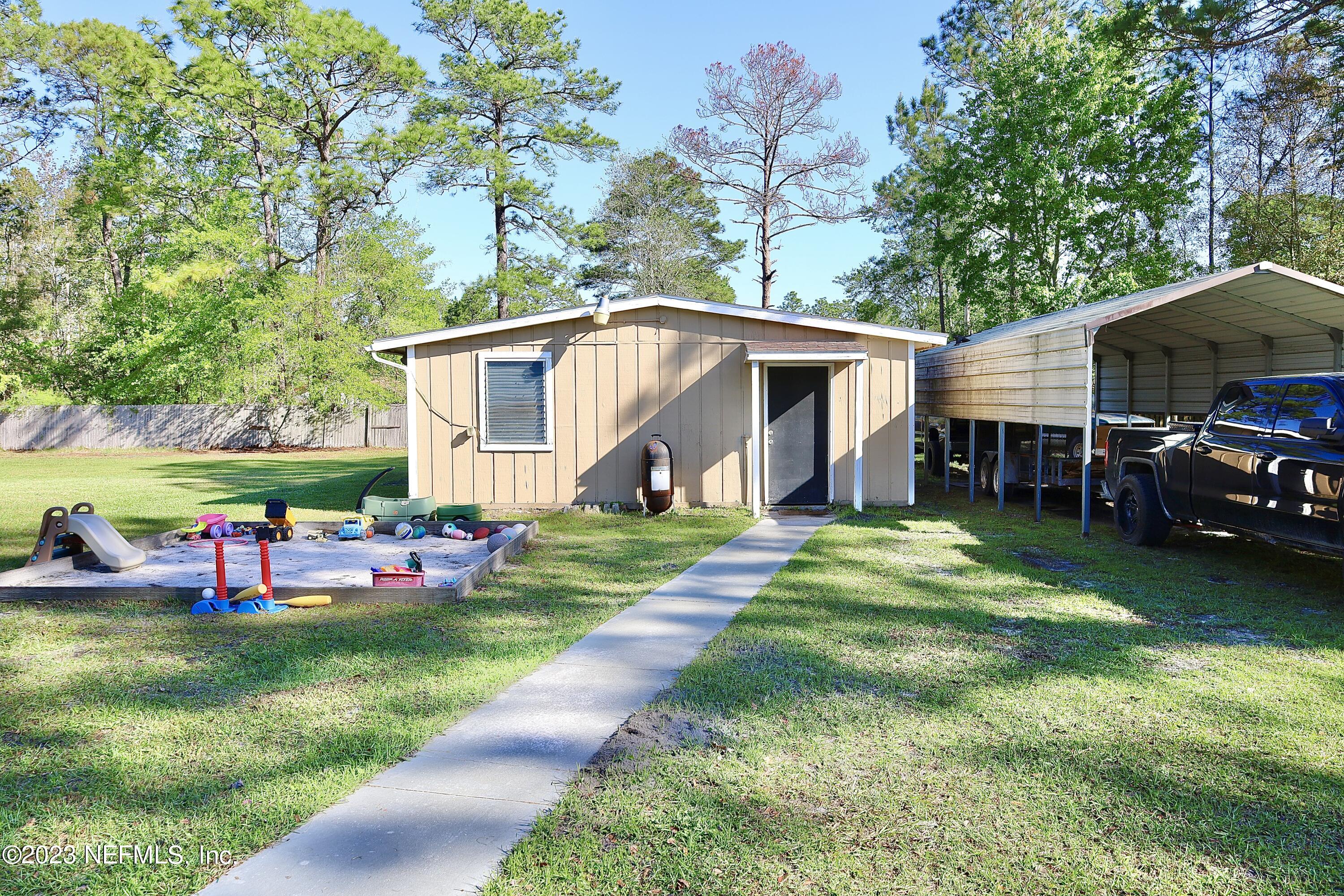 458 Kay Road Middleburg, FL 32068 - Photo 3 of 21 FB772969-D0BC-4613-9C04-2811E88F27AB
