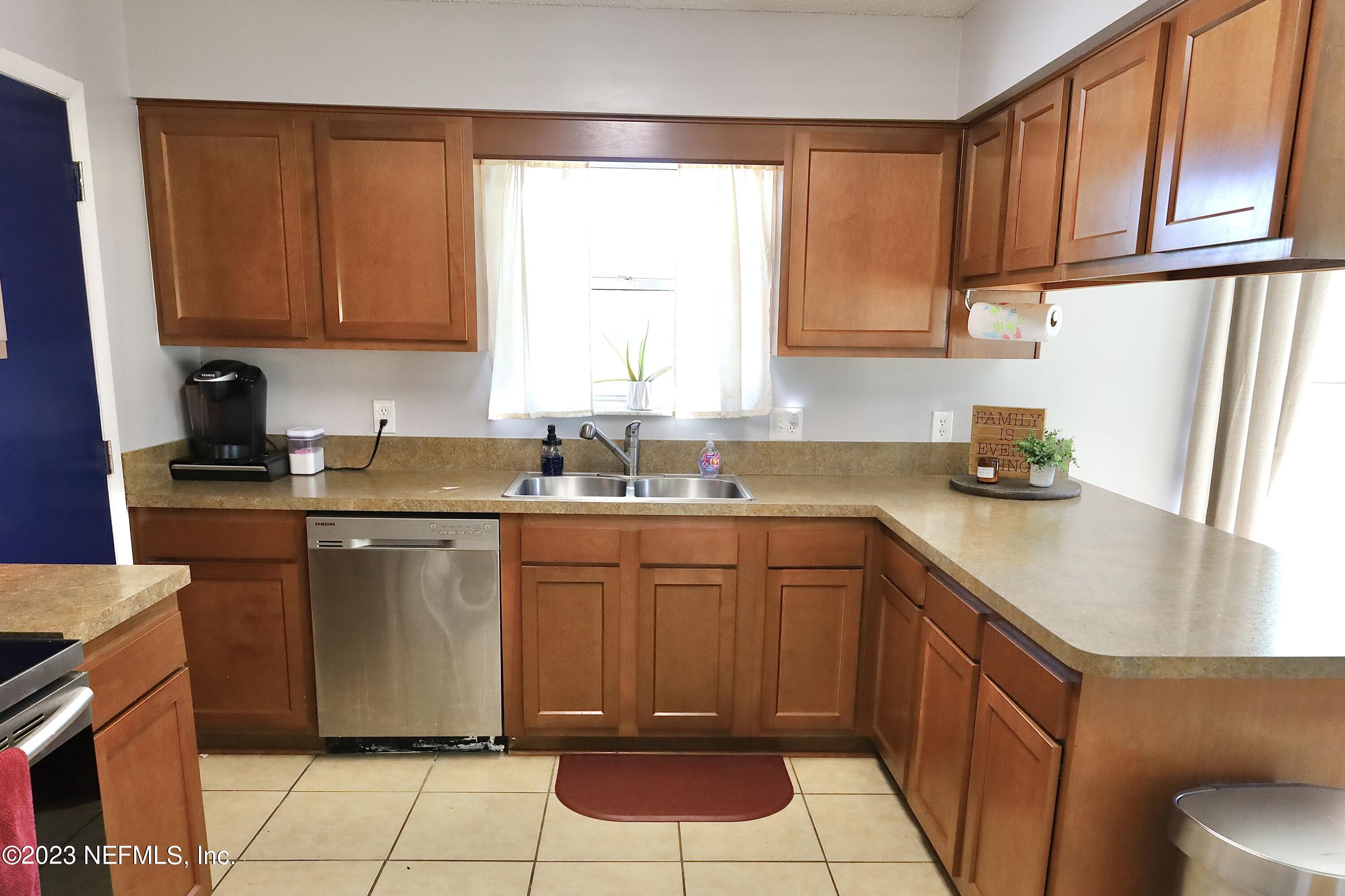 458 Kay Road Middleburg, FL 32068 - Photo 6 of 21 18A6A9BD-881C-4441-AF9E-092BA1DE8913