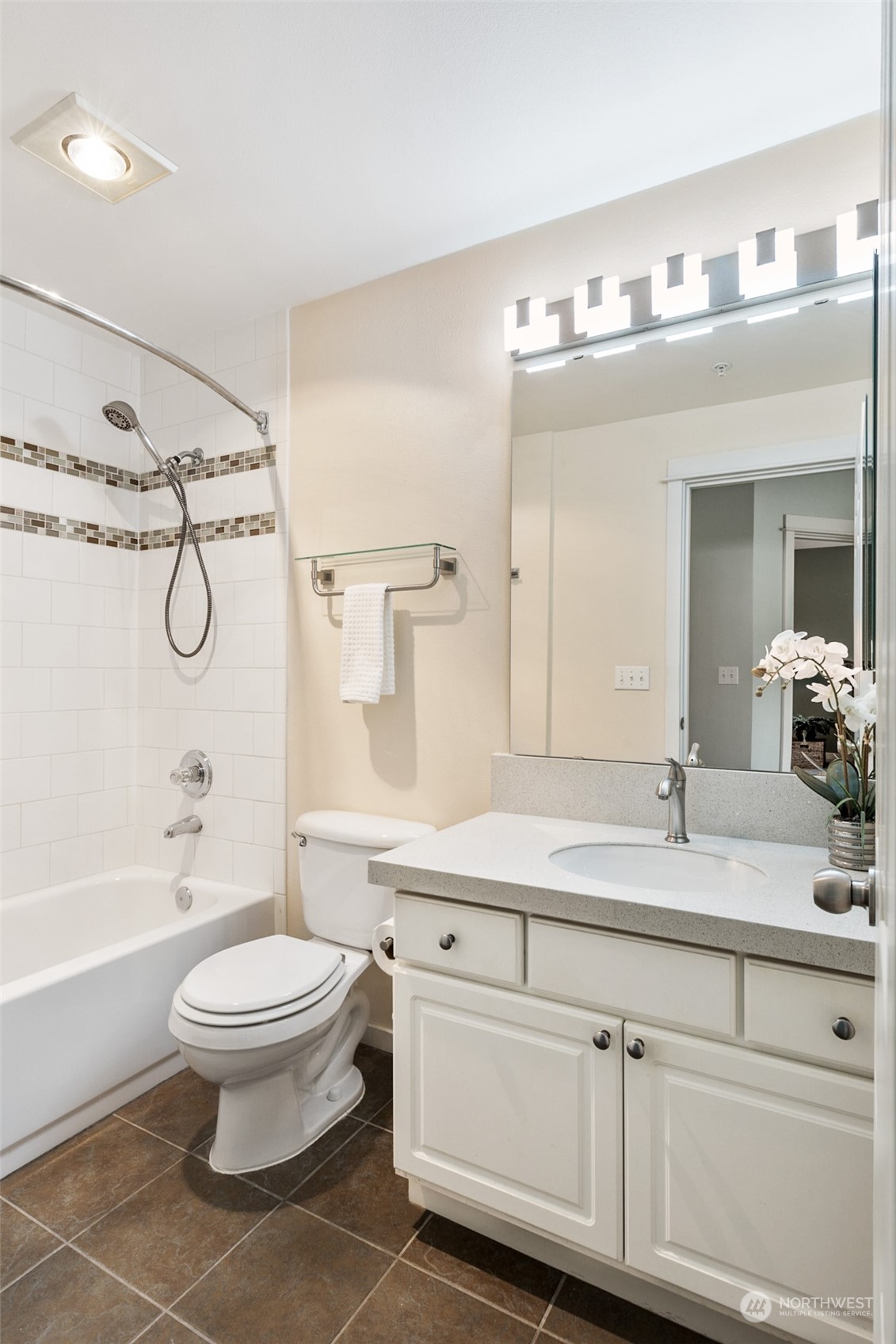 2009 196th Street Southeast, Unit E203 Bothell, WA 98012 - Photo 14 of 22 Gallery Image 14