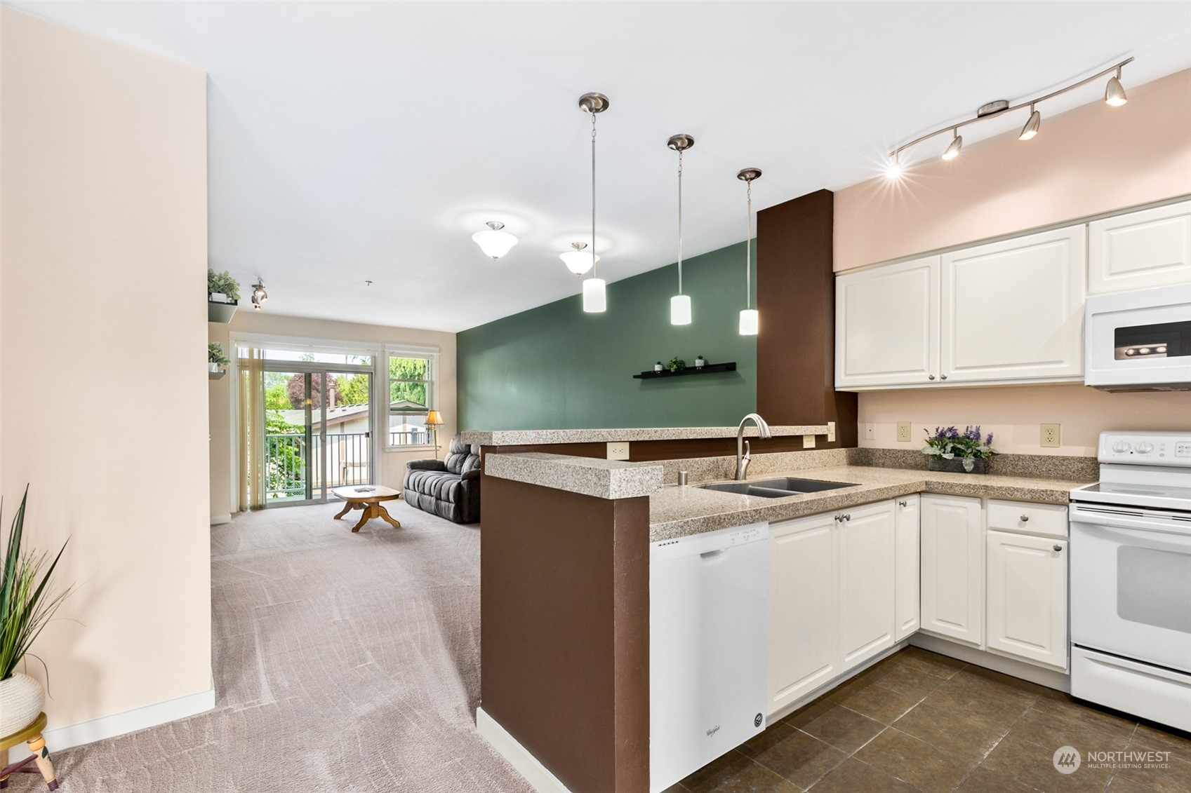2009 196th Street Southeast, Unit E203 Bothell, WA 98012 - Photo 2 of 22 Gallery Image 2