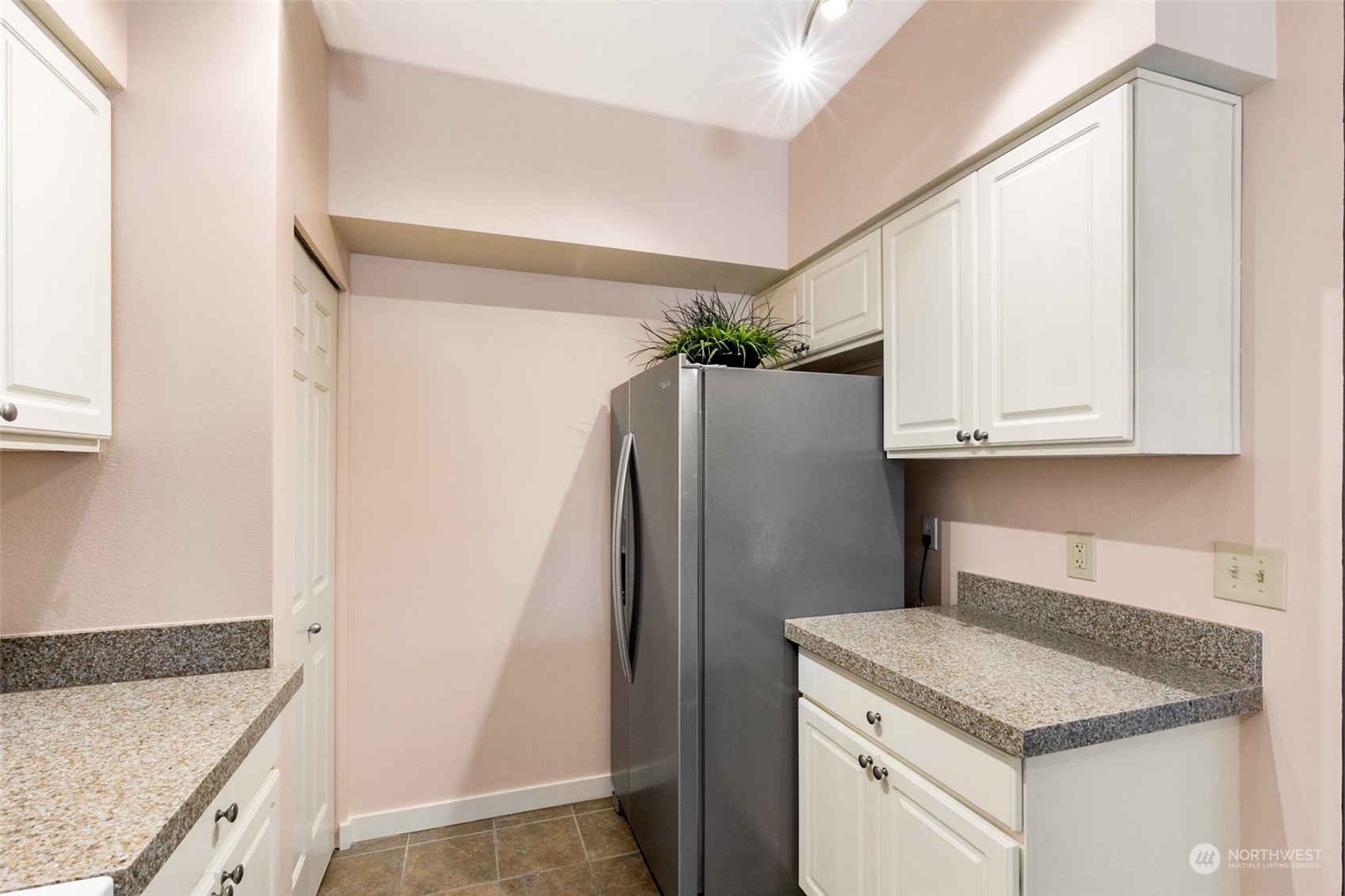 2009 196th Street Southeast, Unit E203 Bothell, WA 98012 - Photo 4 of 22 Gallery Image 4