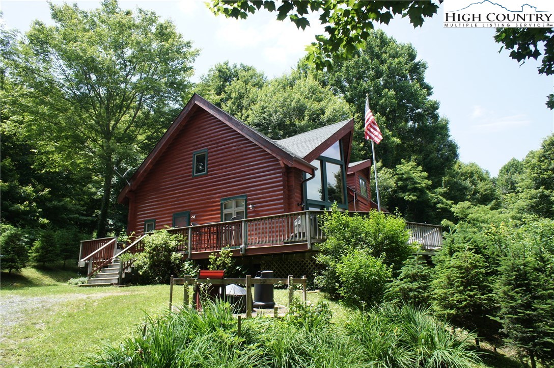 277 Lovie Presnell Road Banner Elk, NC 28604 - Photo 4 of 39 Gallery Image 4