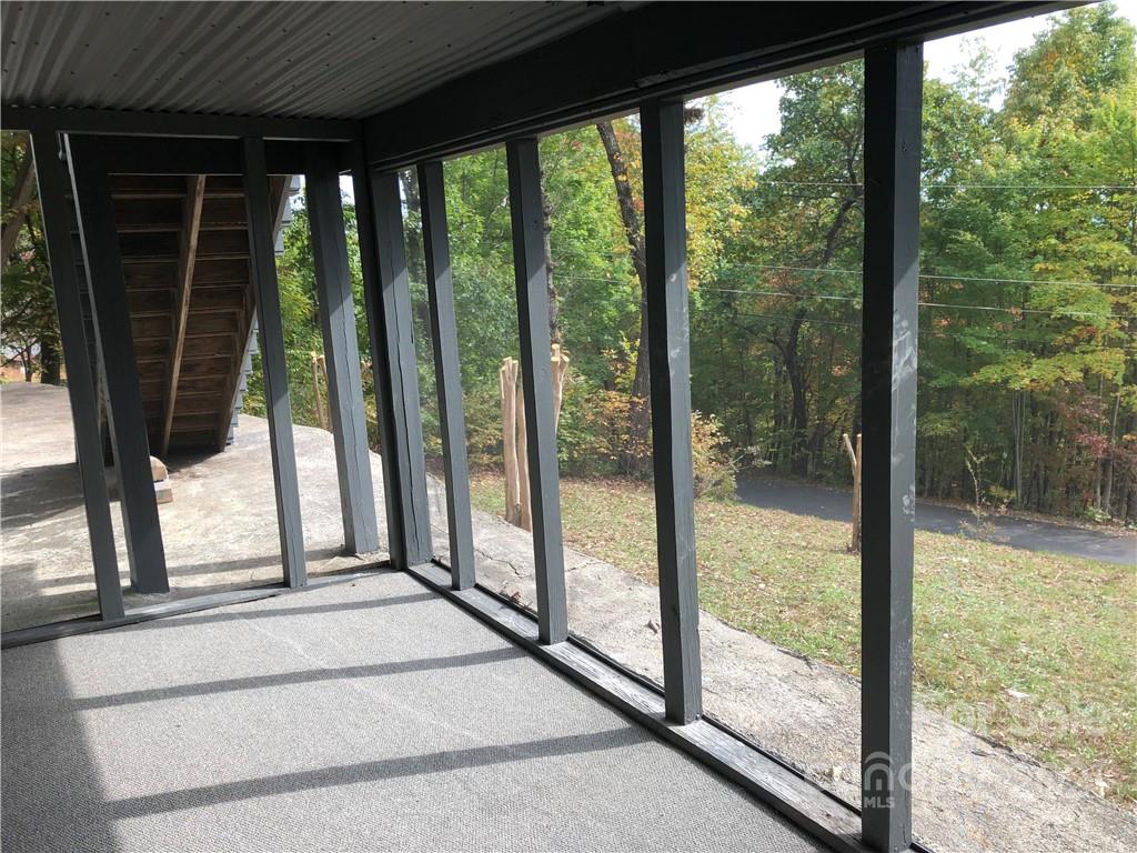 135 Ridge View Circle Lake Lure, NC 28746 - Photo 14 of 41 Gallery Image 14