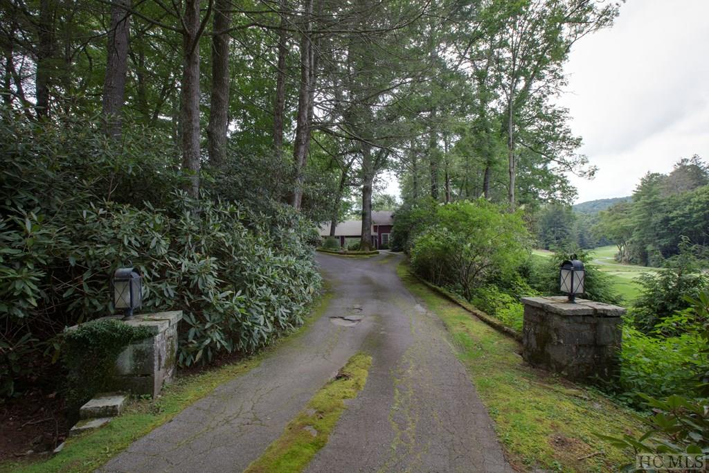 852 Dillard Road Highlands, NC 28741 - Photo 43 of 51 Gallery Image 43