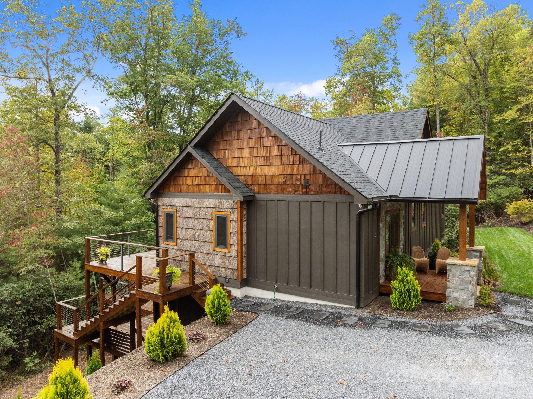 91 Boone Cove Road Zirconia, NC 28790 - Photo 4 of 48