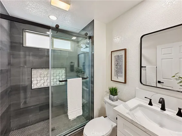 $1,044,900 | 23611 Villena, Mission Viejo, CA 92692