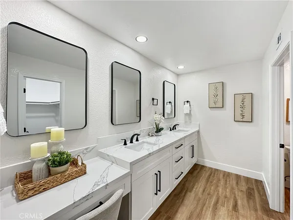 $1,044,900 | 23611 Villena, Mission Viejo, CA 92692