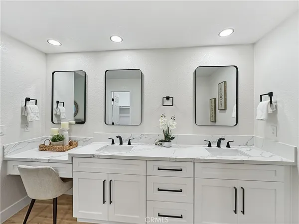 $1,044,900 | 23611 Villena, Mission Viejo, CA 92692