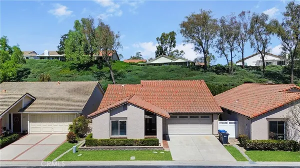 $1,044,900 | 23611 Villena, Mission Viejo, CA 92692